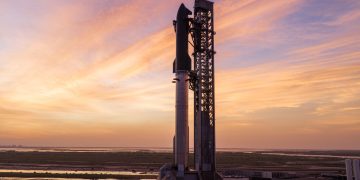 Η SpaceX ολοκλήρωσε με επιτυχία την 13η δοκιμαστική πτήση του Starship