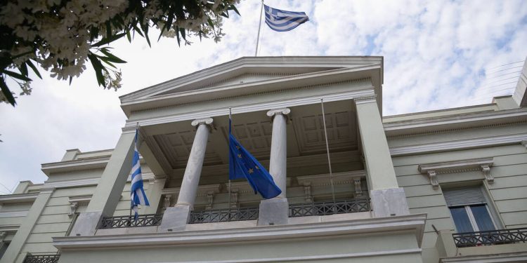 Απάντηση ΥΠΕΞ στην Άγκυρα για το χωροταξικό των ΑΠΕ στο Αιγαίο