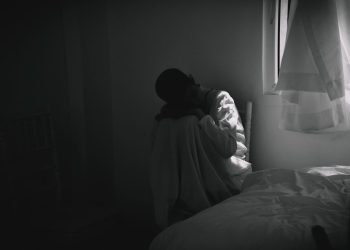 Δικτυακός εκφοβισμός: Η μοναξιά «πυροδοτεί» ψυχικά προβλήματα στους εφήβους