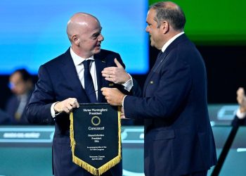 Διοικητικός «πόλεμος» στη FIFA: Ο Ινφαντίνο αγνοεί τις εκκλήσεις αποχής