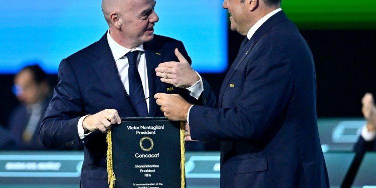 Διοικητικός «πόλεμος» στη FIFA: Ο Ινφαντίνο αγνοεί τις εκκλήσεις αποχής