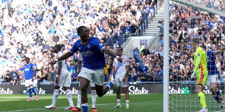Premier League: Νίκες στην πρεμιέρα για Έβερτον, Ίπσουιτς και Λιντς